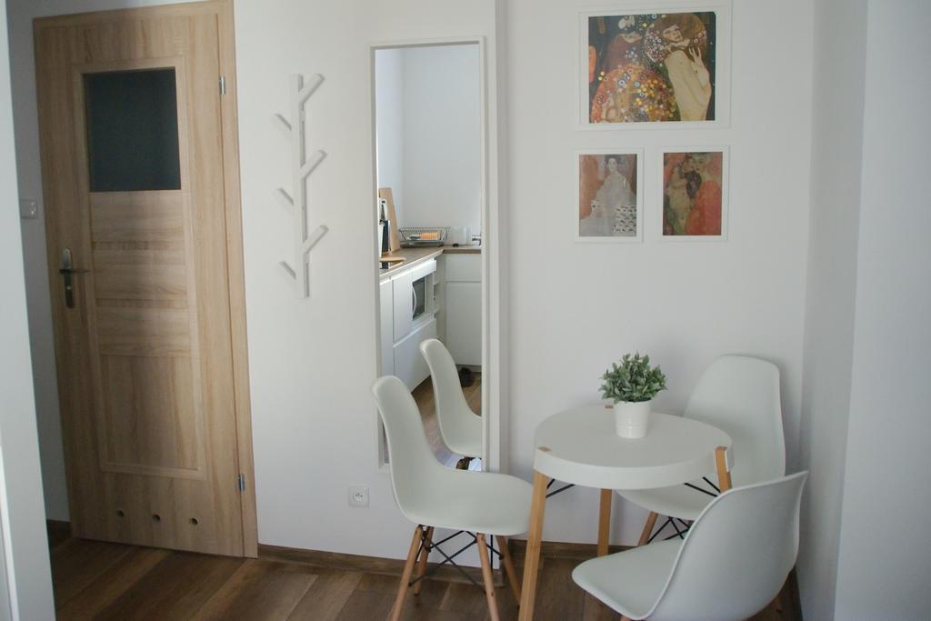 Klimt Apartment Вроцлав Екстериор снимка