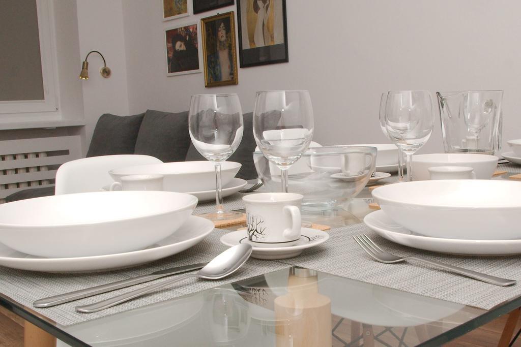 Klimt Apartment Вроцлав Екстериор снимка